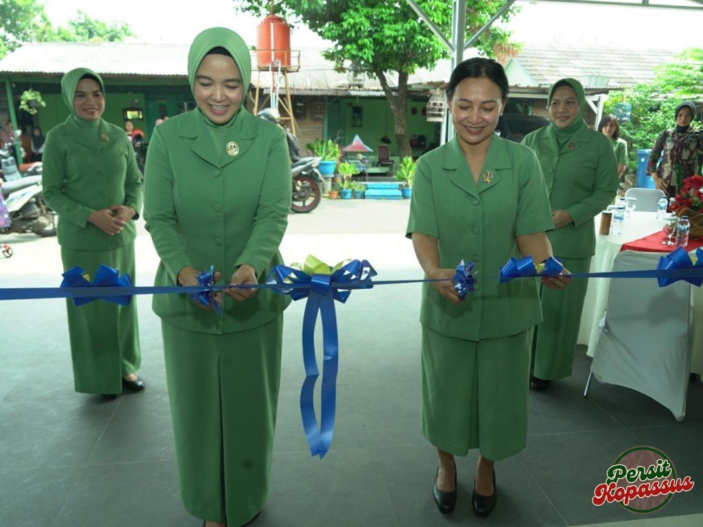 Peresmian Posyandu Bungur IV Kopassus oleh Ibu Ria Djon Afriandi